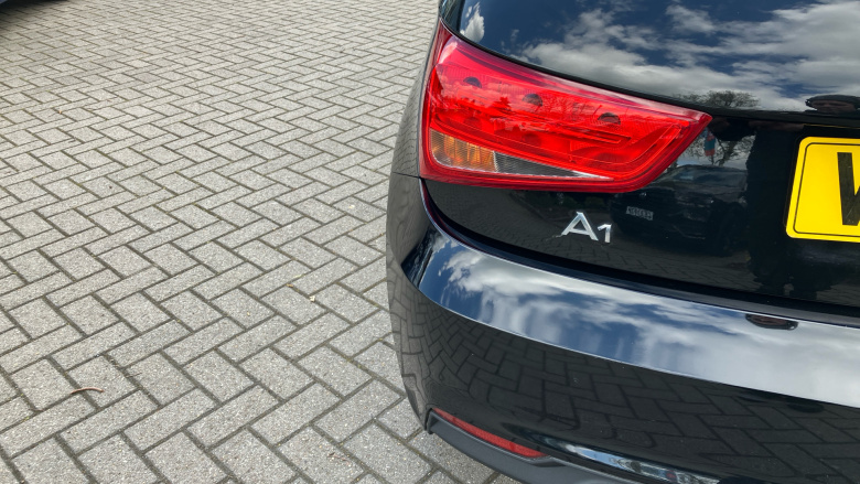 Audi A1 1.4 TFSI Sport 5dr S Tronic Petrol Hatchback